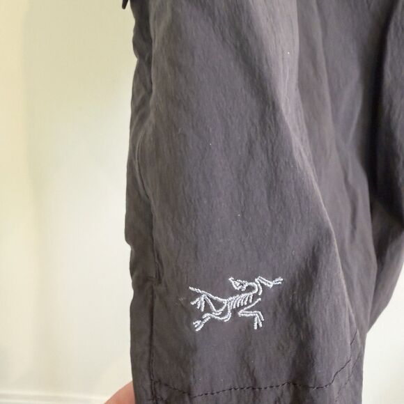 Arcteryx Parapet Trail Pants Women's Size 6 Gray Hiking Outdoors Gorpcore - Picture 3 of 12